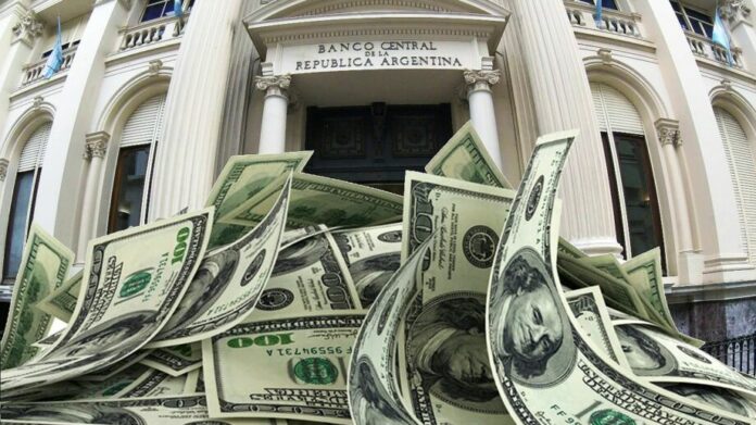 dolar-1-e1682979974968.jpg